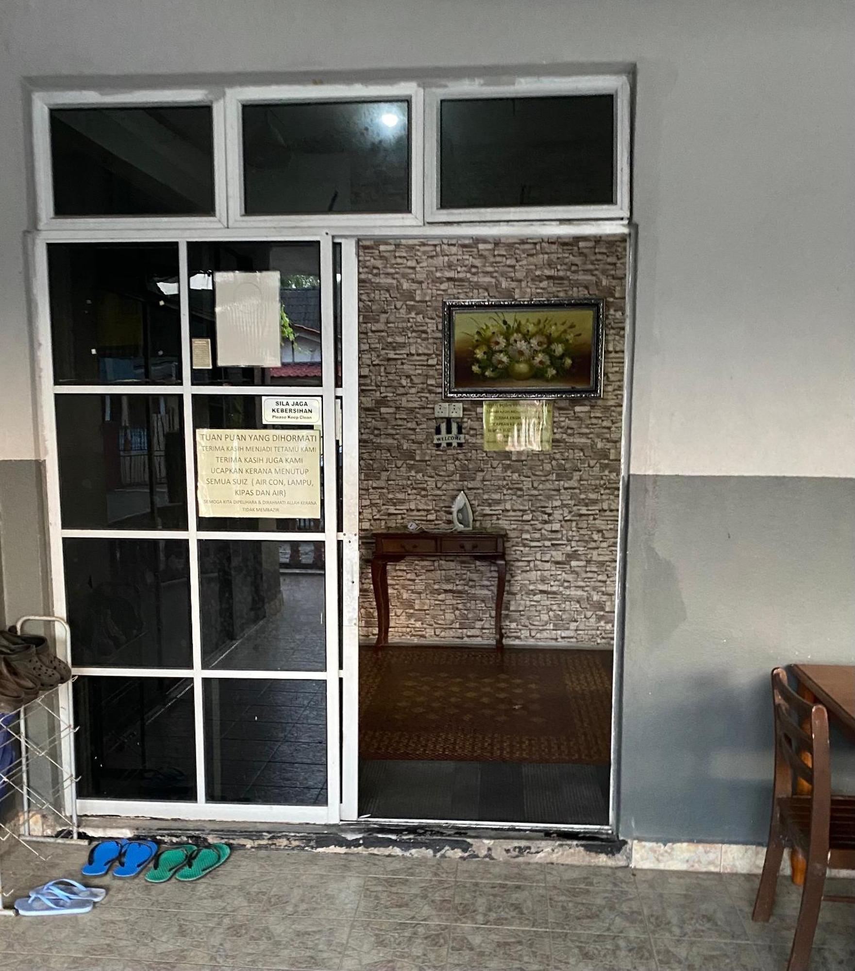 Roomstay Kuala Nerus Gated Parking - 6M To Beach & 15M To Drawbridge Kuala Terengganu Exterior foto